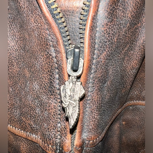 90’s Women’s Harley Davidson Leather Jacket - Picture 3 of 5
